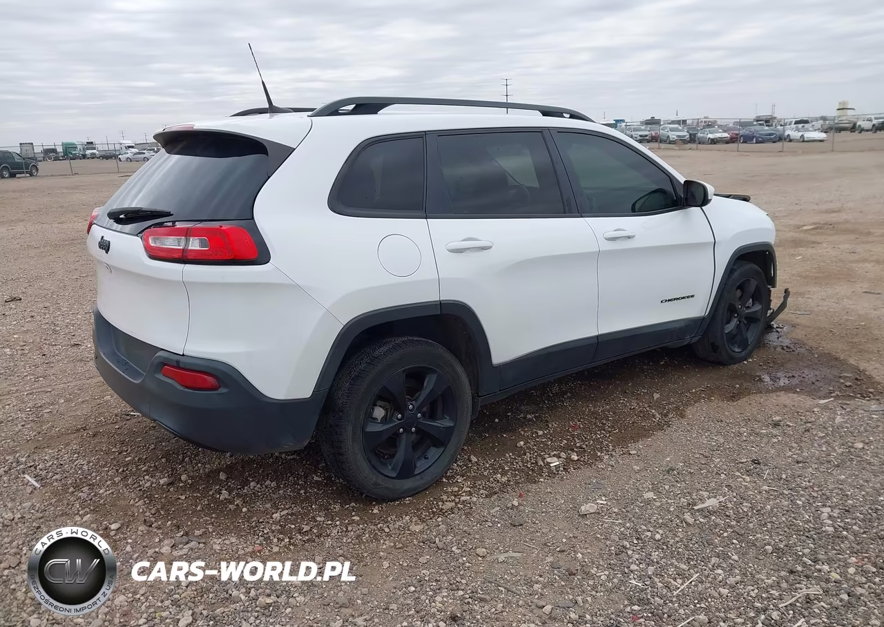 2018 Jeep Cherokee Latitude Fwd VIN:1C4PJLCB3JD542360 - 4