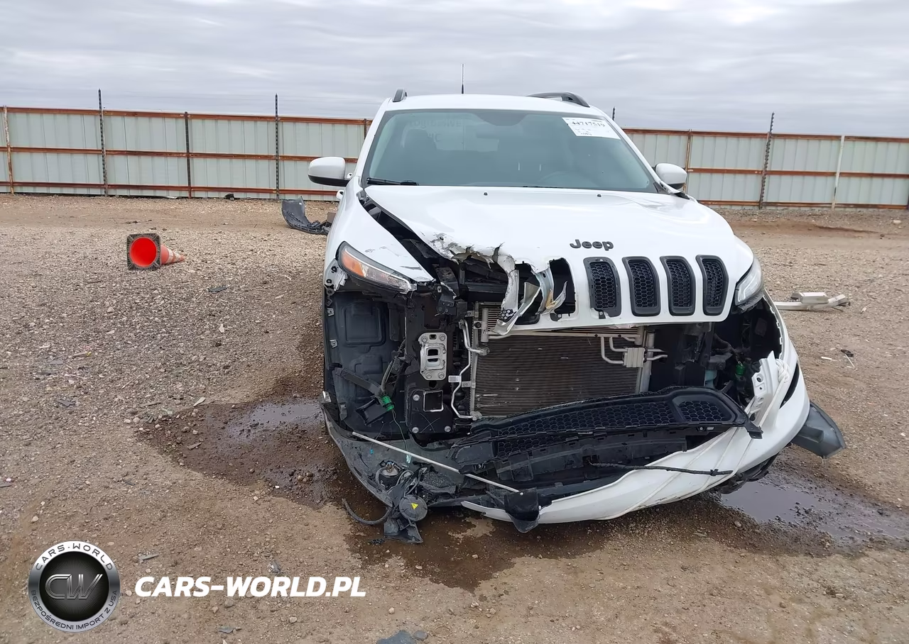 2018 Jeep Cherokee Latitude Fwd VIN:1C4PJLCB3JD542360 - 6