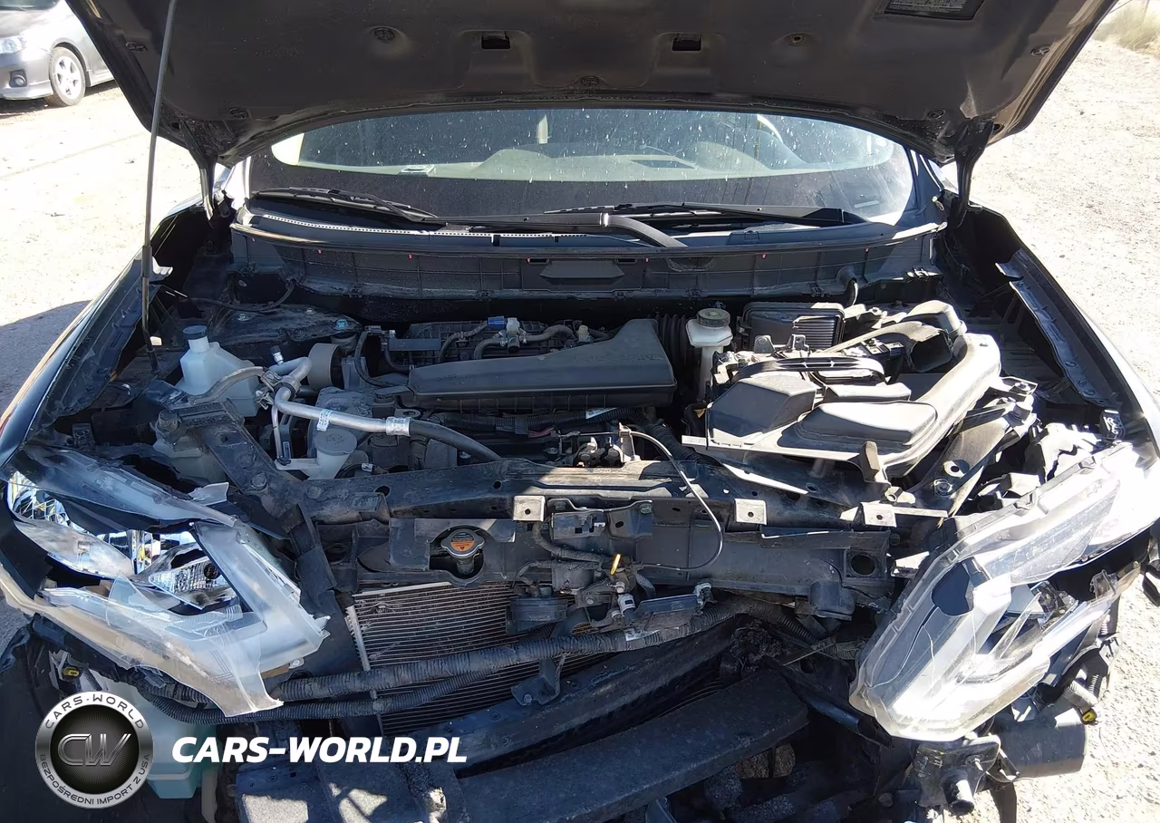2018 Nissan Rogue S VIN:KNMAT2MT2JP556041 - 10