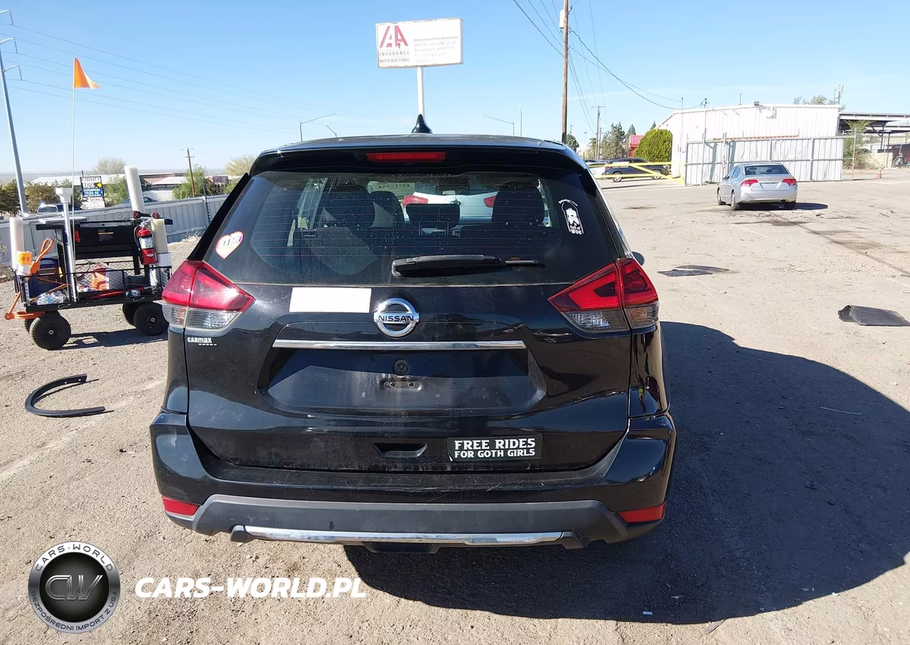 2018 Nissan Rogue S VIN:KNMAT2MT2JP556041 - 16