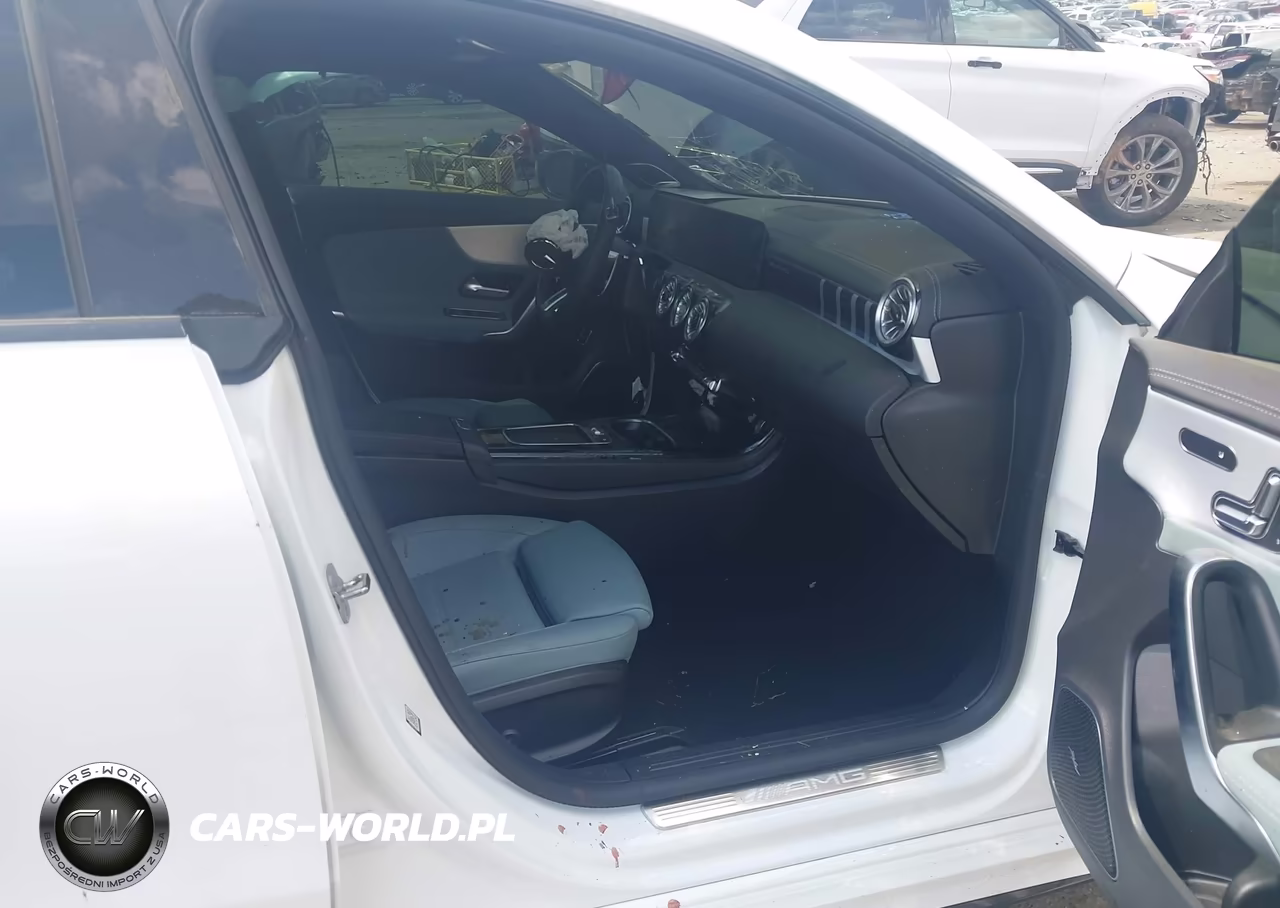 2025 Mercedes-Benz Amg Cla 35 4Matic VIN:W1K5J5BB3SN516055 - 5