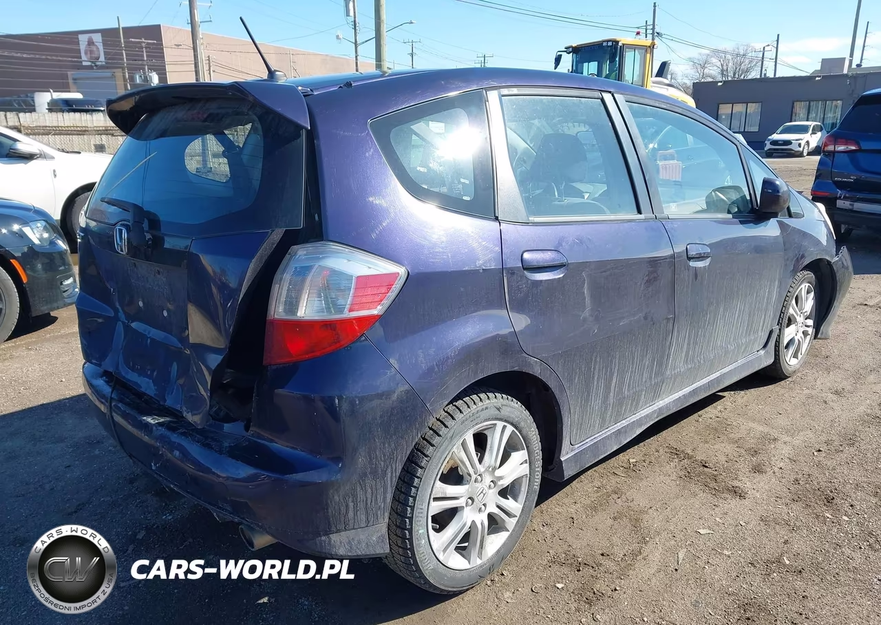 2009 Honda Fit Sport VIN:JHMGE88479S030425 - 4