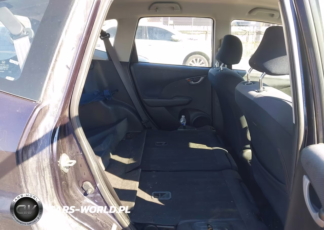 2009 Honda Fit Sport VIN:JHMGE88479S030425 - 8