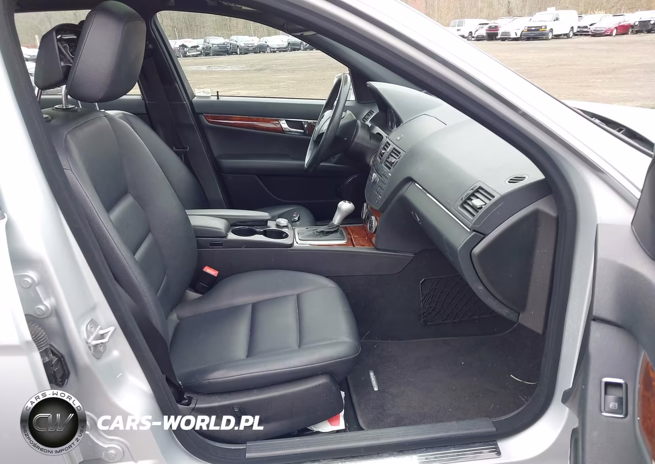 2010 Mercedes-Benz C 300 Sport 4Matic VIN:WDDGF8BB6AR131544 - 5