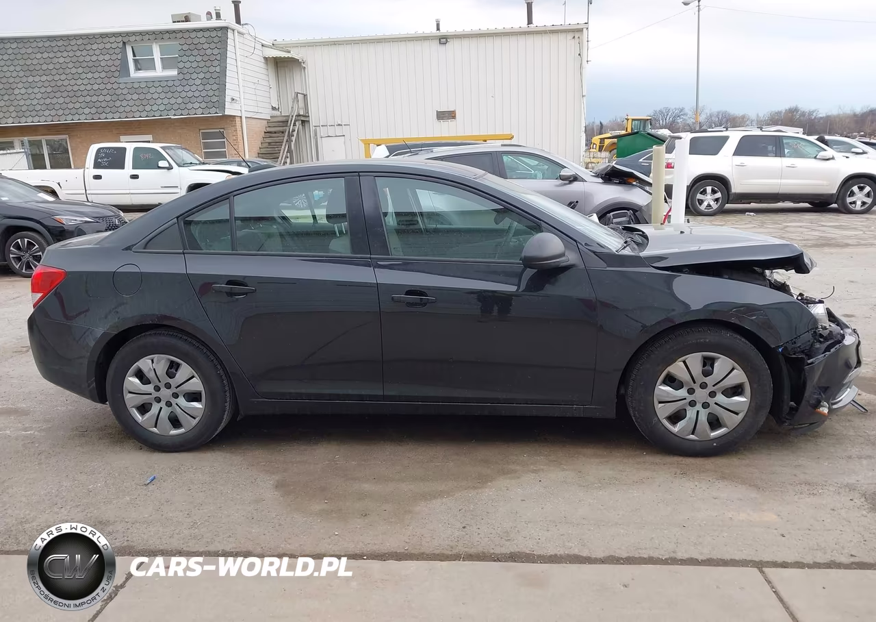 2015 Chevrolet Cruze Ls Auto VIN:1G1PA5SH8F7133920 - 13