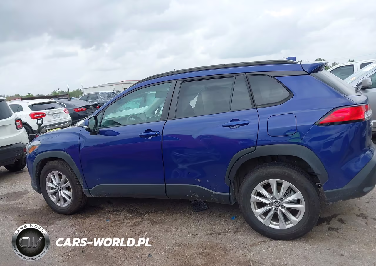 2022 Toyota Corolla Cross Le VIN:7MUCAAAG9NV018437 - 14