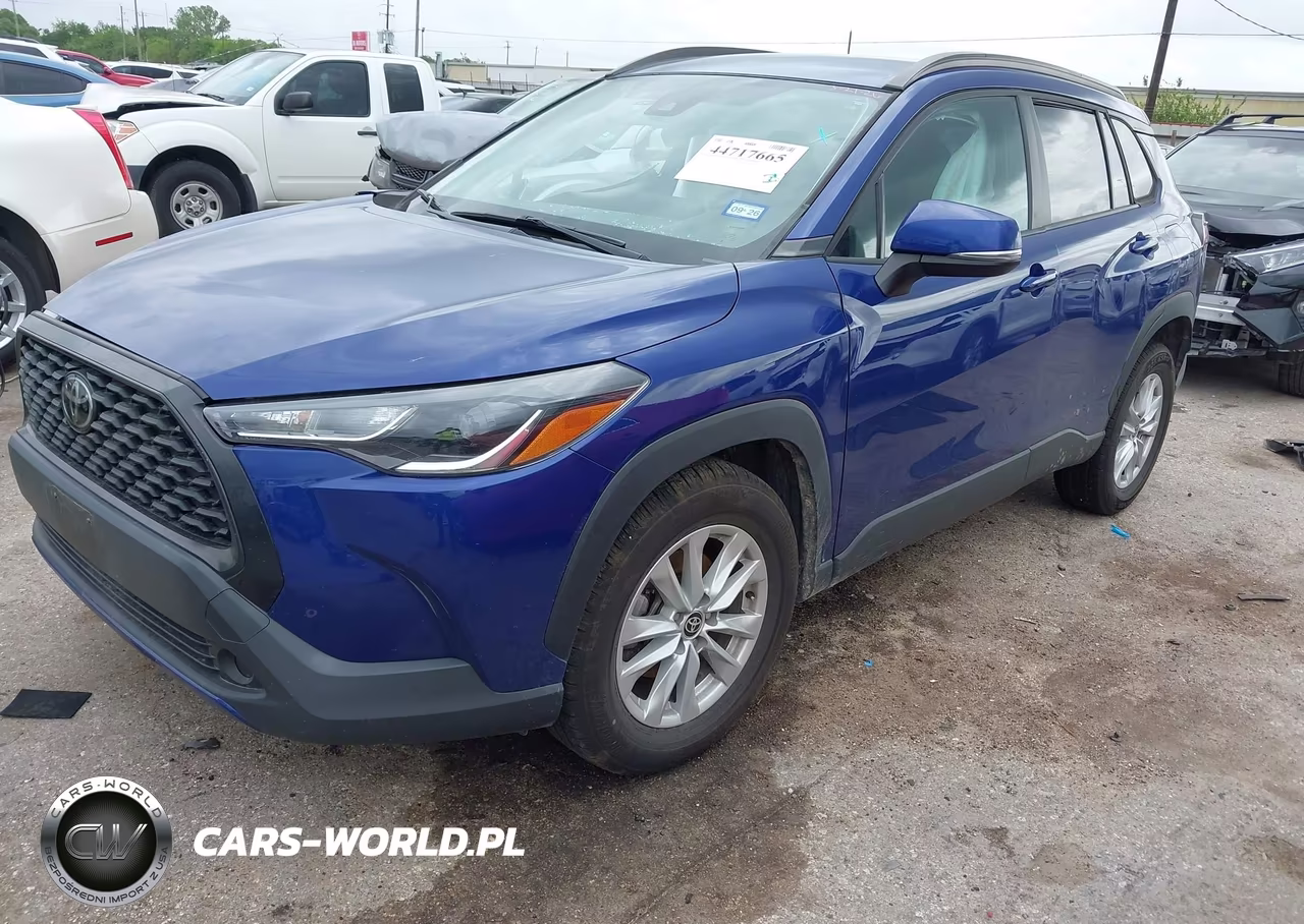 2022 Toyota Corolla Cross Le VIN:7MUCAAAG9NV018437 - 2