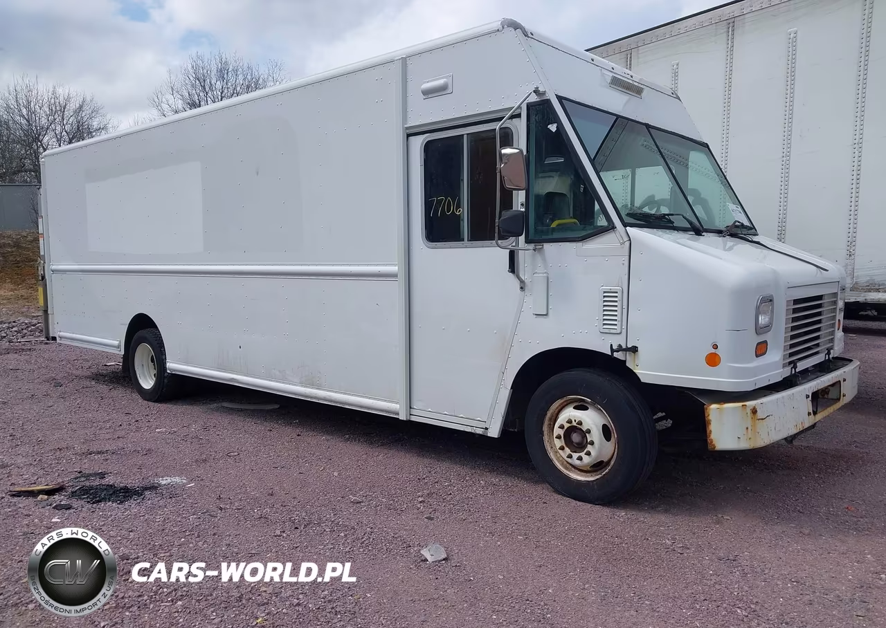 2015 Ford F-59 Commercial Stripped
