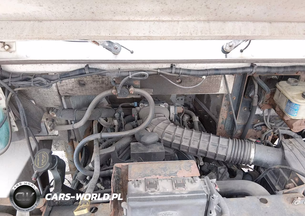 2015 Ford F-59 Commercial Stripped VIN:1F66F5KY5F0A04341 - 9