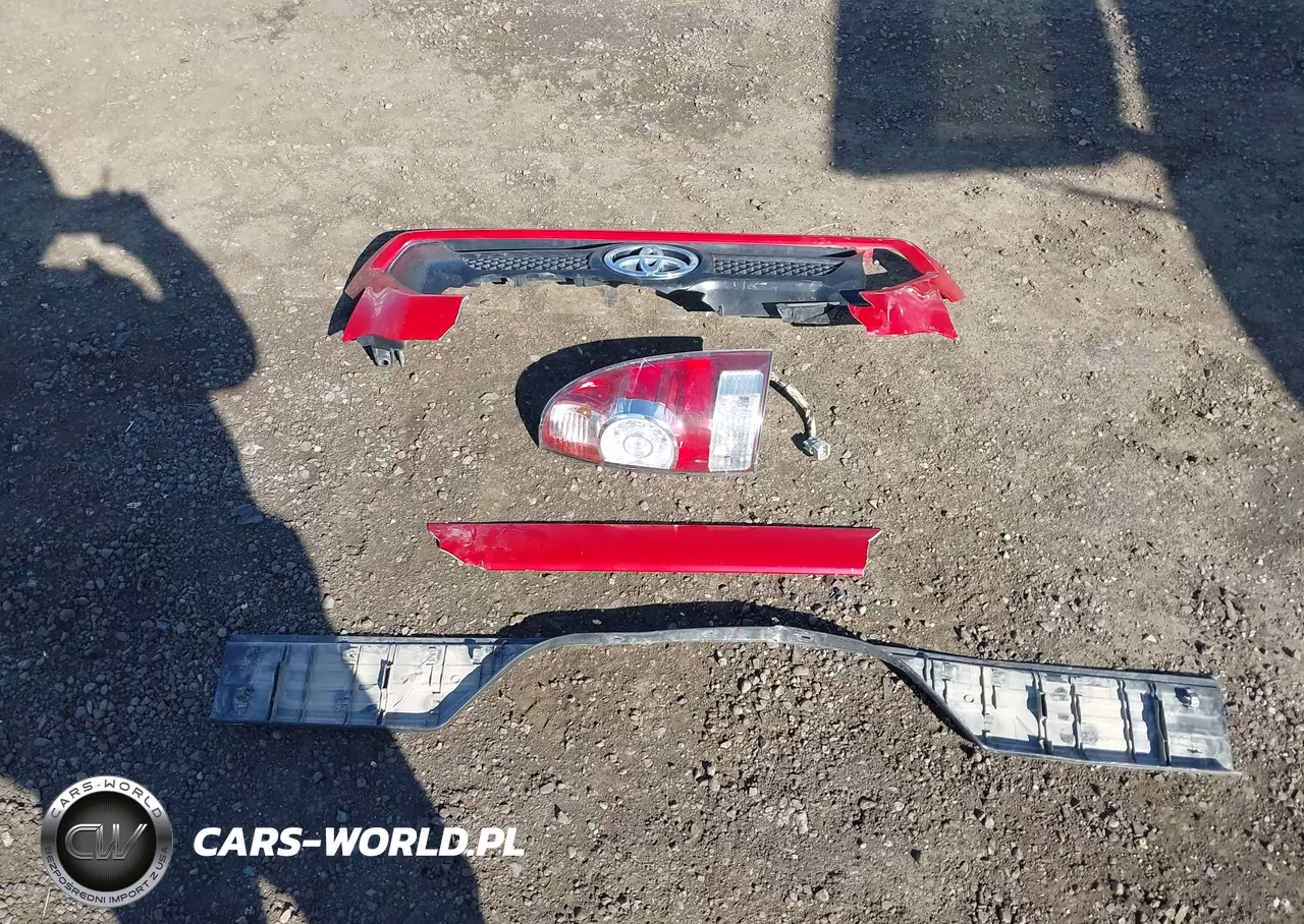 2012 Toyota Tacoma Base V6 VIN:5TFUU4EN0CX024585 - 12