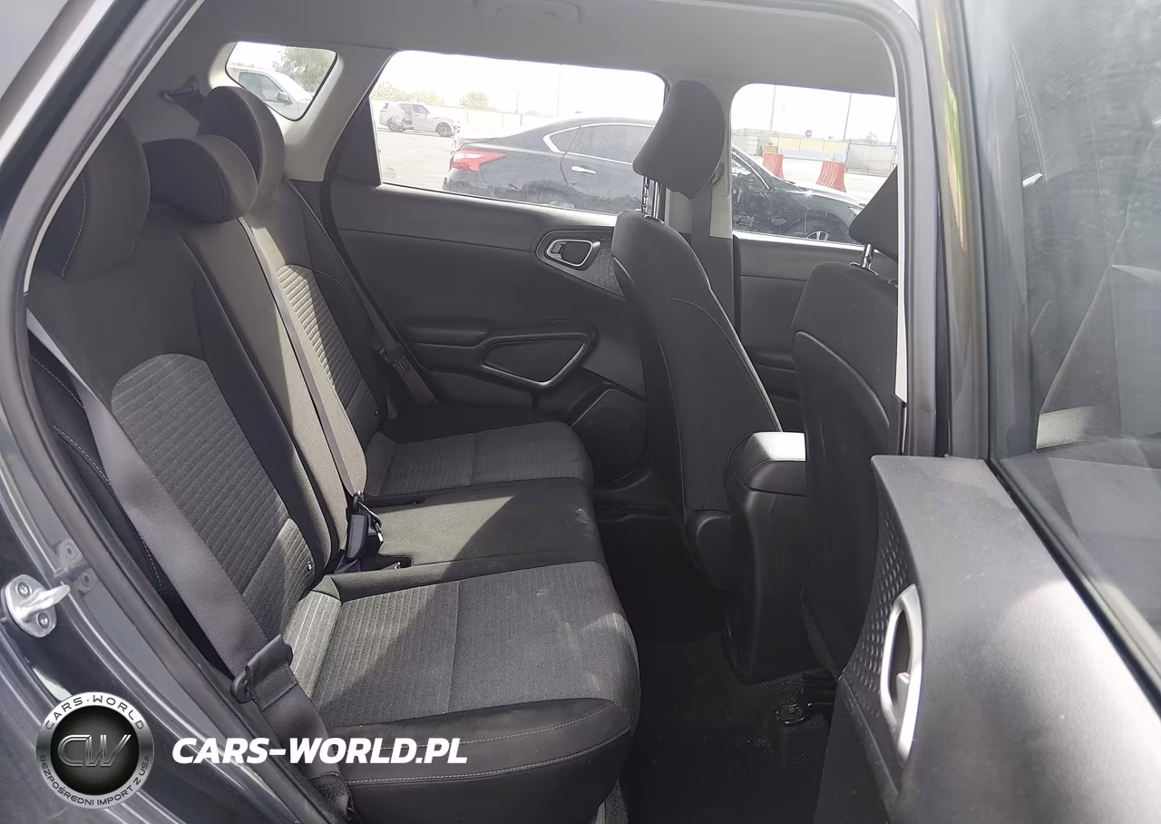 2020 Kia Soul S VIN:KNDJ23AU3L7016416 - 8