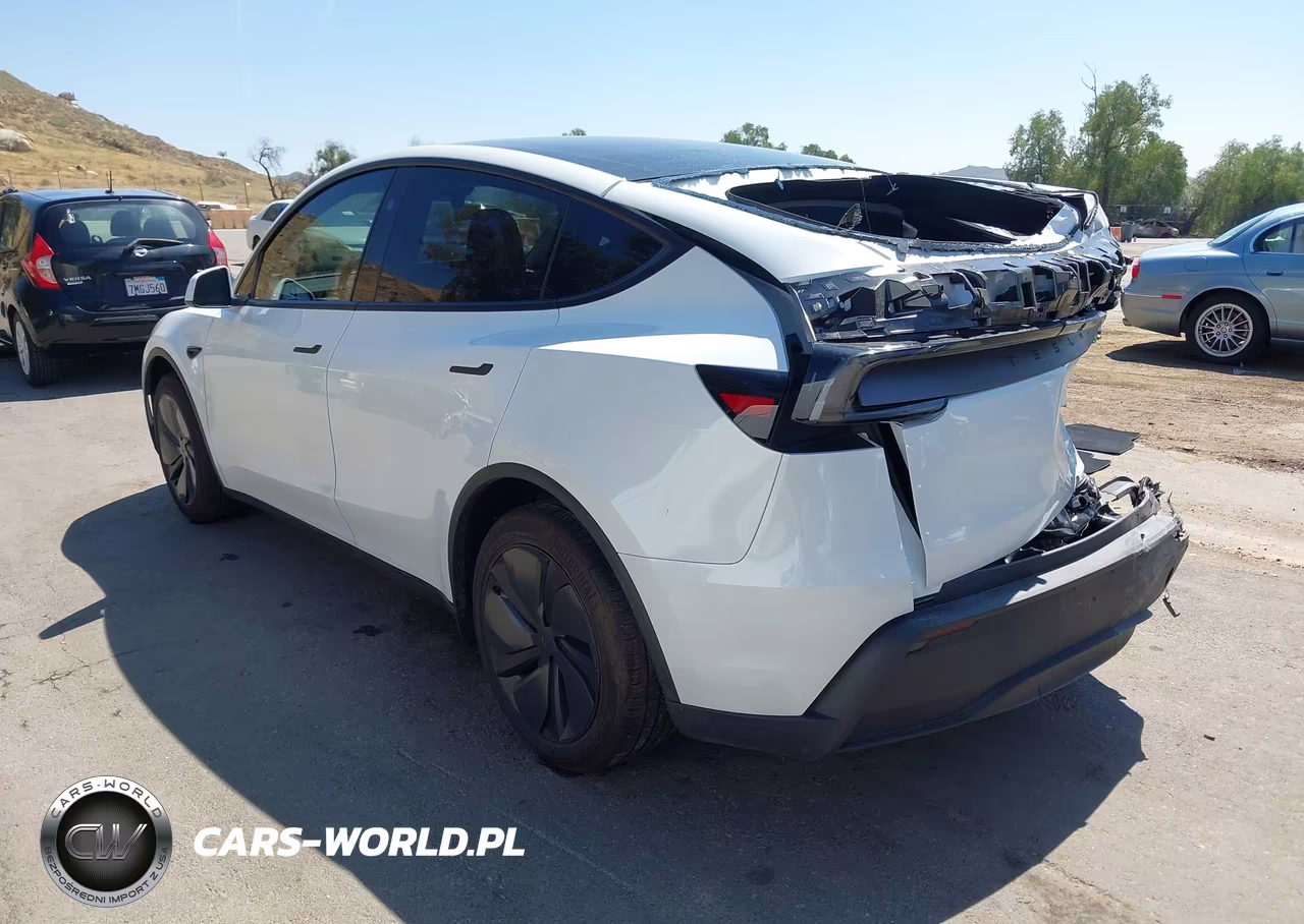 2026 Tesla Model Y Premium Rear-Wheel Drive-Standard Rear-Wheel Drive VIN:7SAYGDED9TF395256 - 3