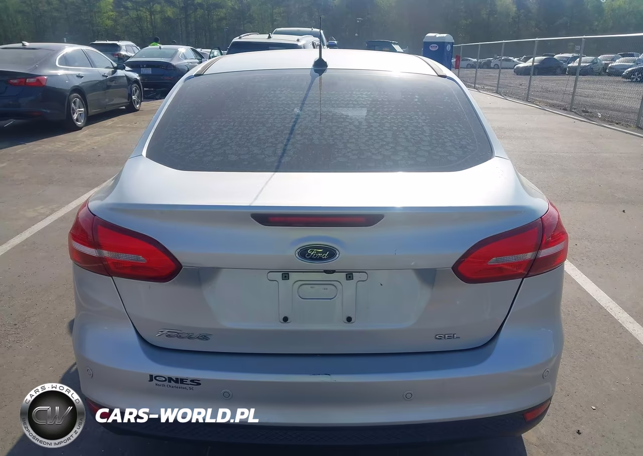 2018 Ford Focus Sel VIN:1FADP3H28JL226412 - 17