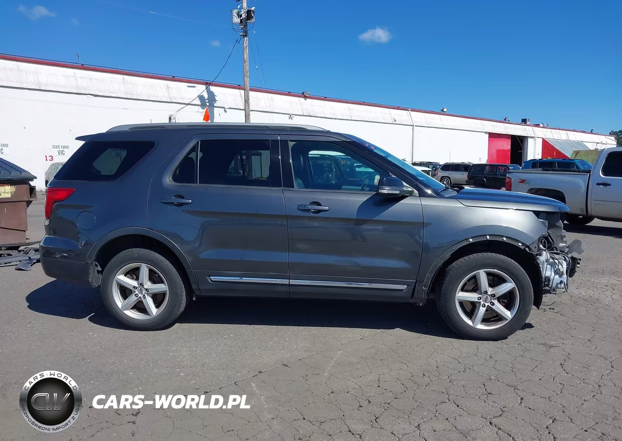 2017 Ford Explorer Xlt VIN:1FM5K8D86HGE12937 - 14