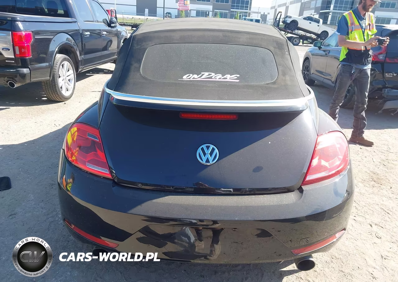 2014 Volkswagen Beetle 2.0T R-Line VIN:3VW7S7AT0EM805959 - 16