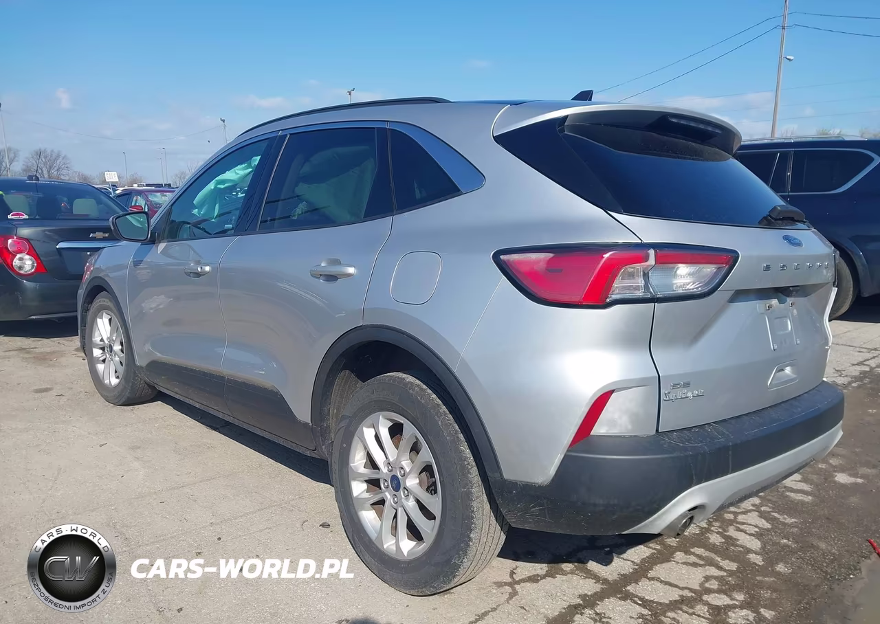 2020 Ford Escape Se VIN:1FMCU0G6XLUB31778 - 3