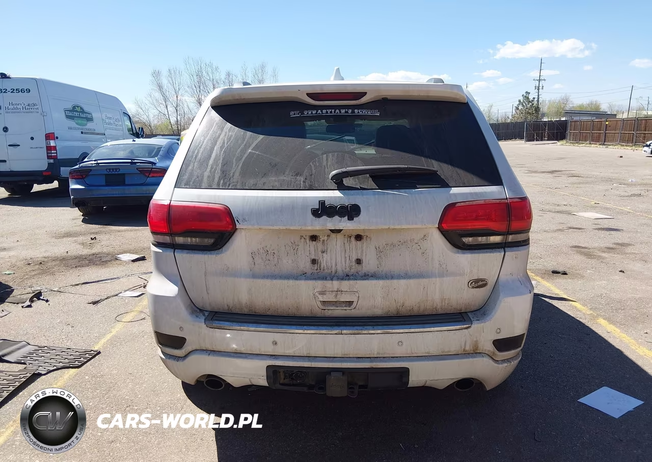2015 Jeep Grand Cherokee Overland VIN:1C4RJFCG8FC607108 - 17