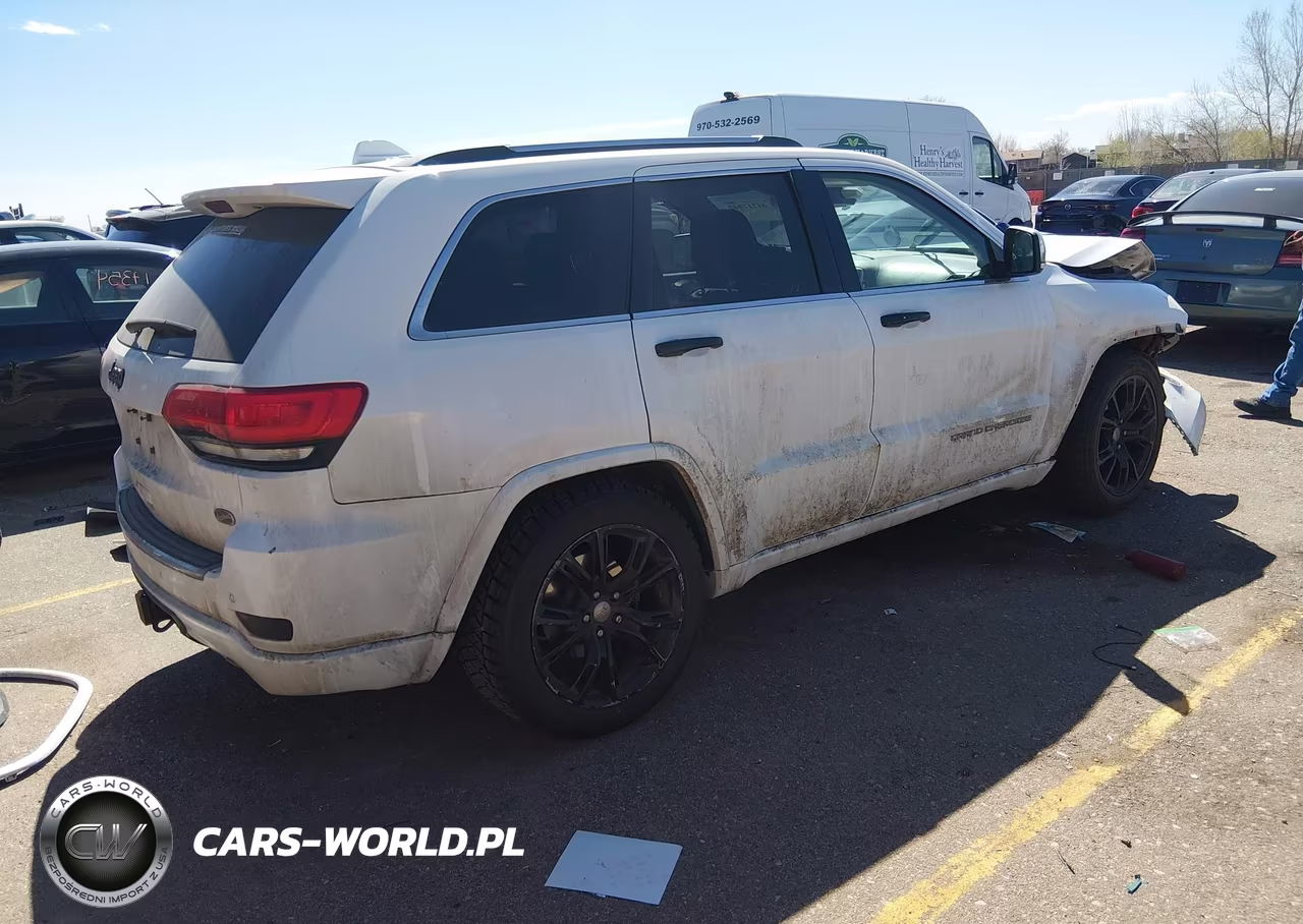 2015 Jeep Grand Cherokee Overland VIN:1C4RJFCG8FC607108 - 4
