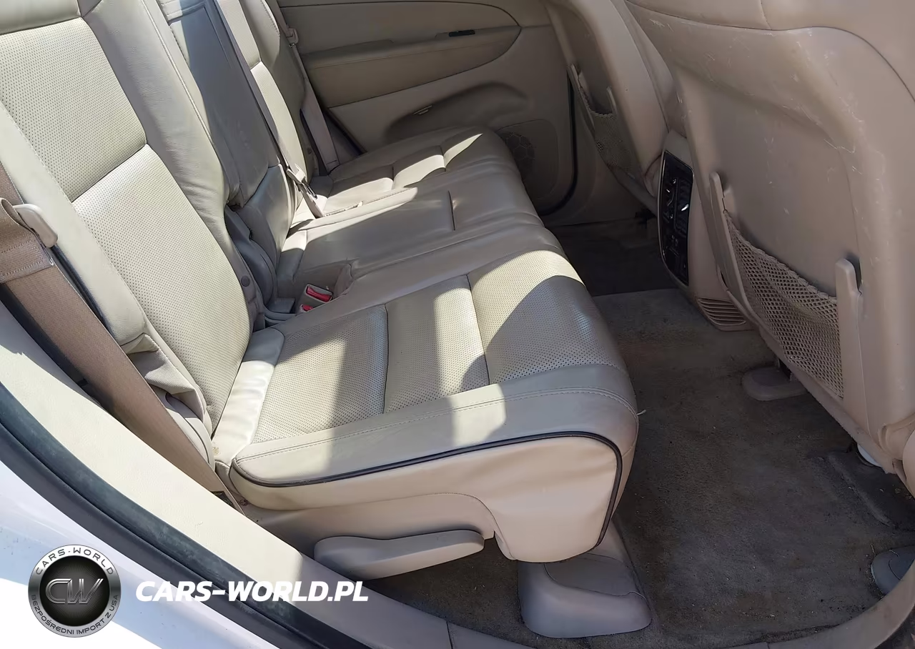 2015 Jeep Grand Cherokee Overland VIN:1C4RJFCG8FC607108 - 8