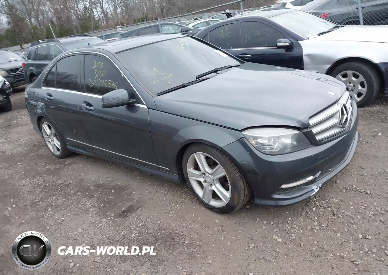 2011 Mercedes-Benz C 300 Luxury 4Matic-Sport 4Matic – zdjęcie 1 z 11