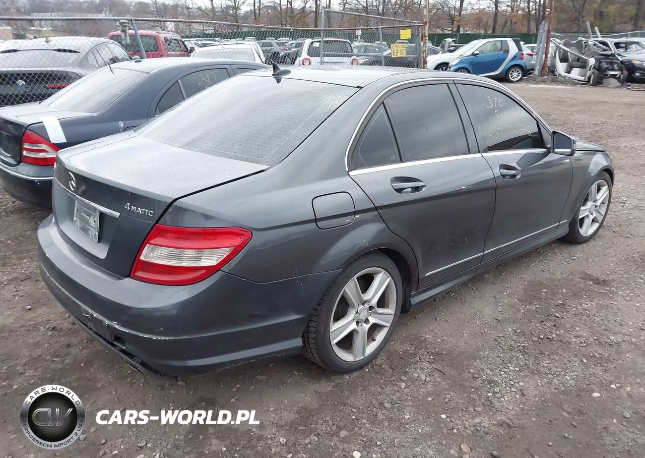 2011 Mercedes-Benz C 300 Luxury 4Matic-Sport 4Matic VIN:WDDGF8BB4BF527569 - 4
