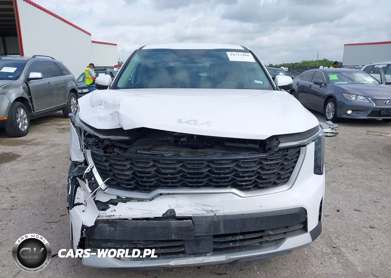 2025 Kia Sorento Lx VIN:5XYRG4JC2SG364114 - 12