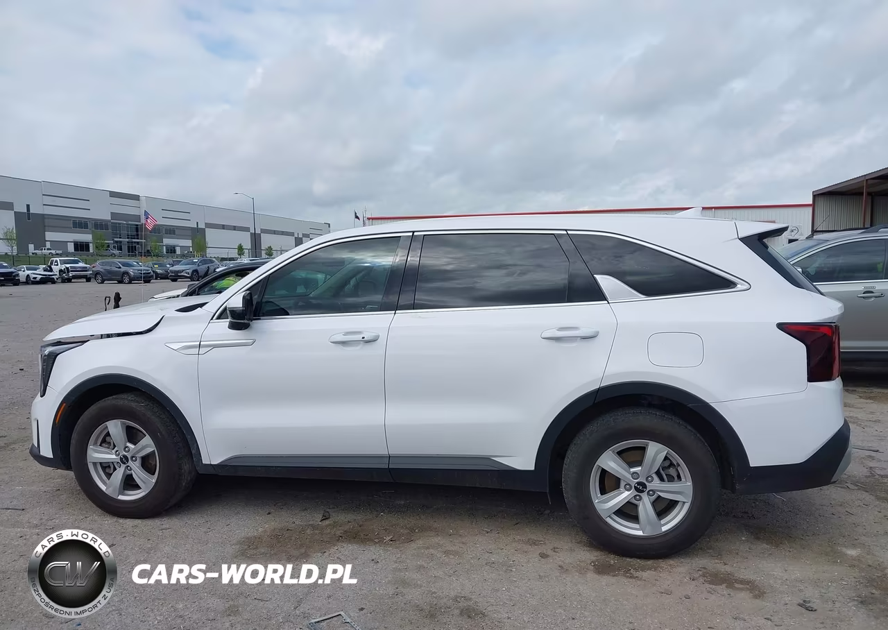 2025 Kia Sorento Lx VIN:5XYRG4JC2SG364114 - 14