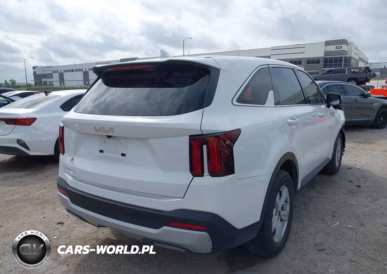 2025 Kia Sorento Lx VIN:5XYRG4JC2SG364114 - 4