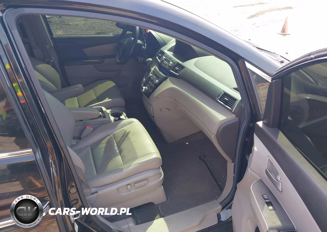2012 Honda Odyssey Touring-Touring Elite VIN:5FNRL5H93CB008663 - 5