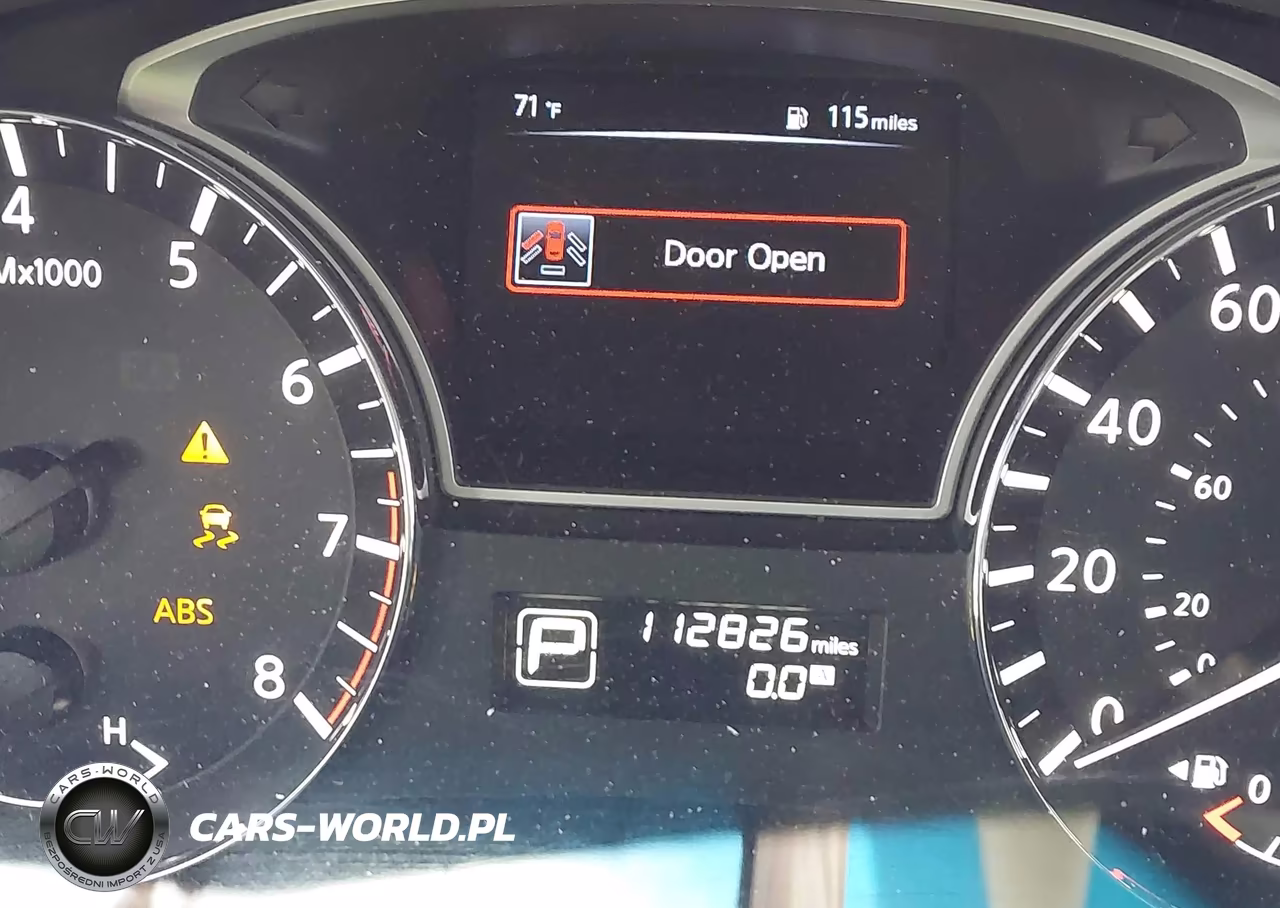 2015 Nissan Pathfinder S VIN:5N1AR2MN7FC682860 - 7