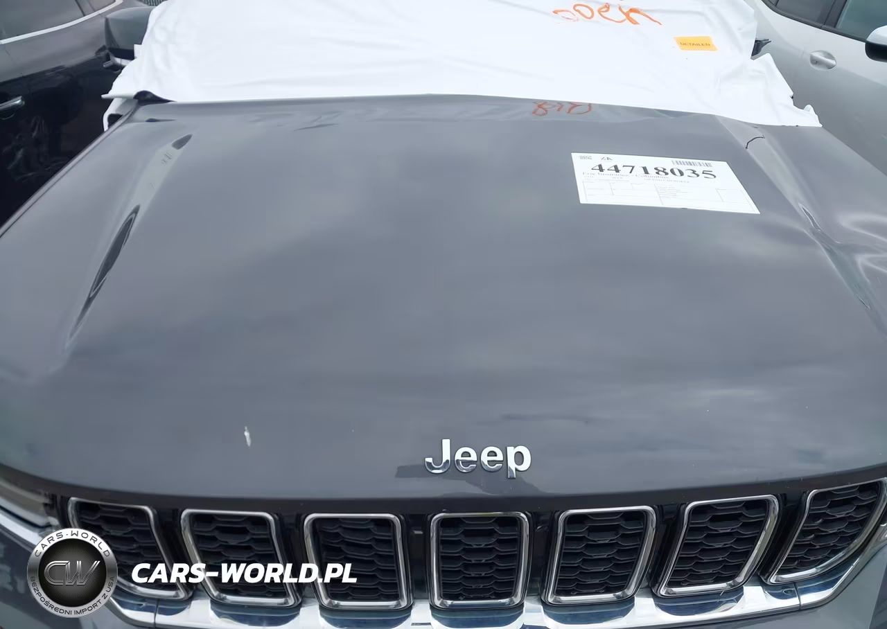 2022 Jeep Grand Cherokee Limited 4X4 VIN:1C4RJHBG2N8549558 - 10