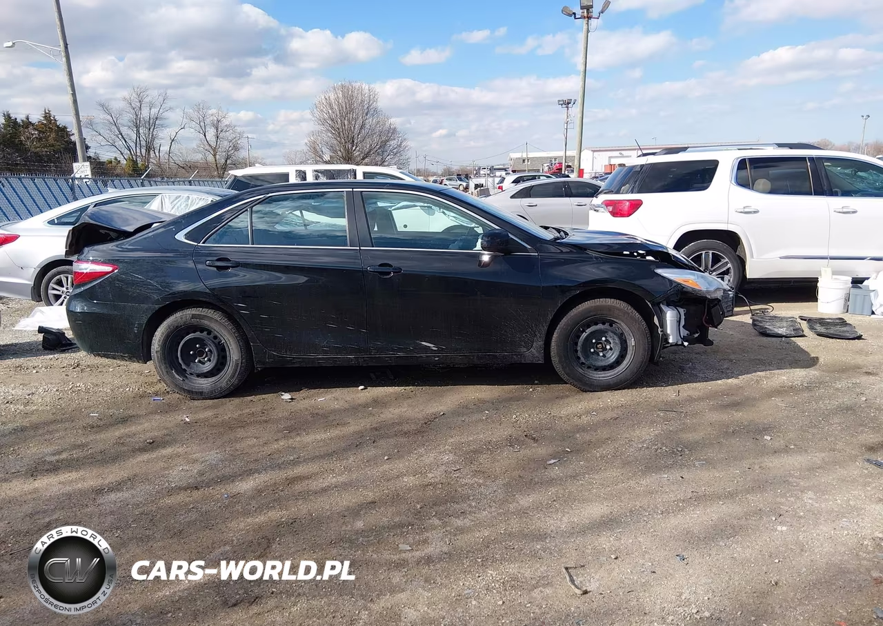 2017 Toyota Camry Le VIN:4T1BF1FK7HU446894 - 14