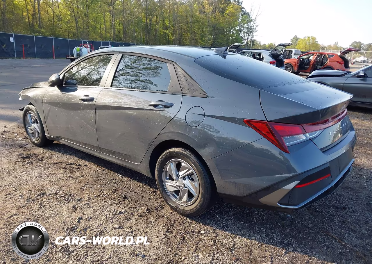 2025 Hyundai Elantra Se VIN:KMHLL4DG7SU076051 - 3