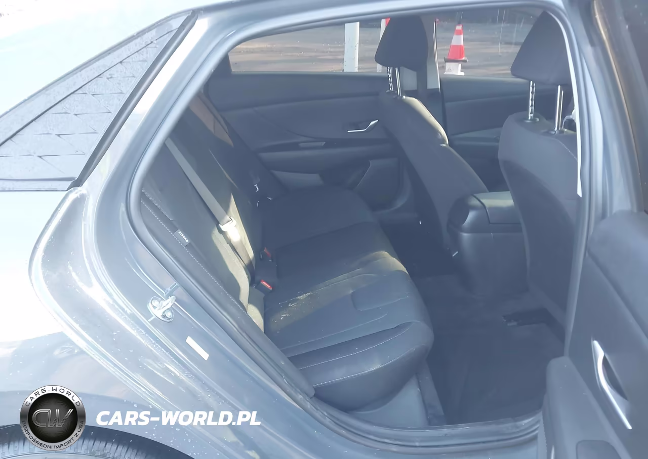 2025 Hyundai Elantra Se VIN:KMHLL4DG7SU076051 - 8