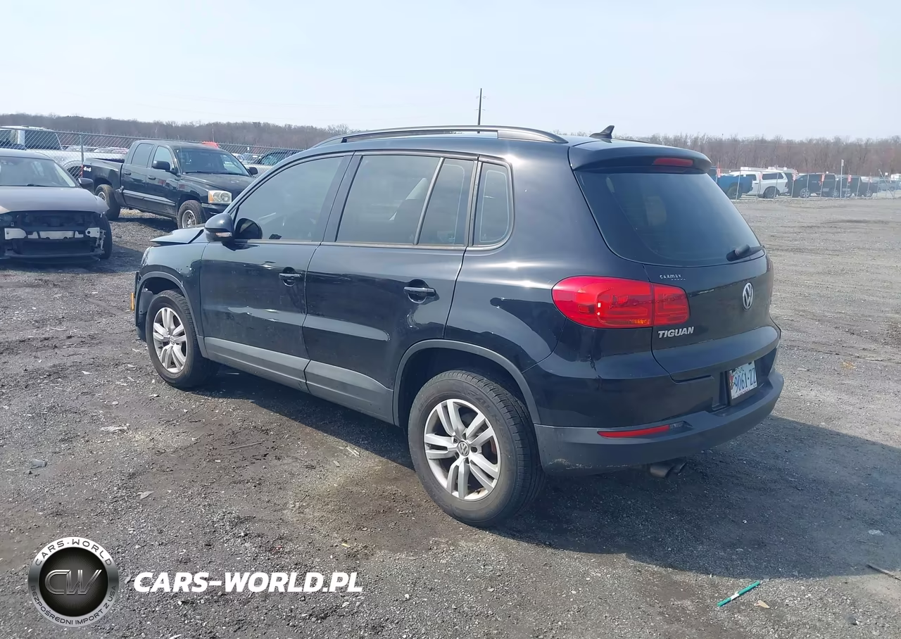 2017 Volkswagen Tiguan VIN:WVGAV7AX5HK020217 - 3