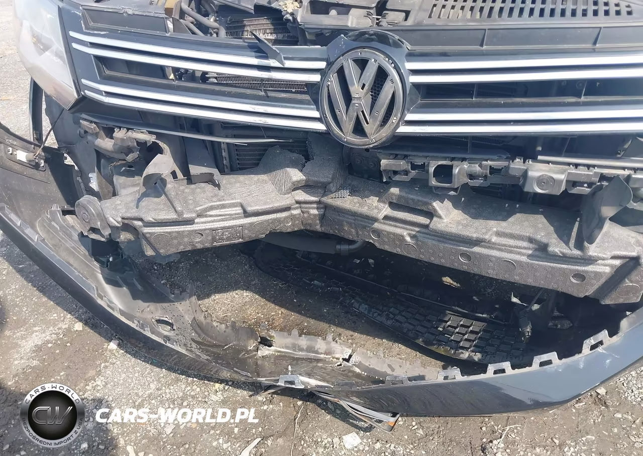 2017 Volkswagen Tiguan VIN:WVGAV7AX5HK020217 - 6