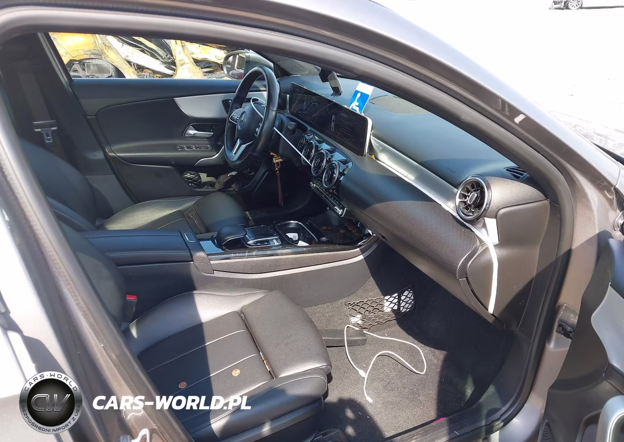 2020 Mercedes-Benz A 220 4Matic VIN:W1K3G4FB0LW043740 - 5