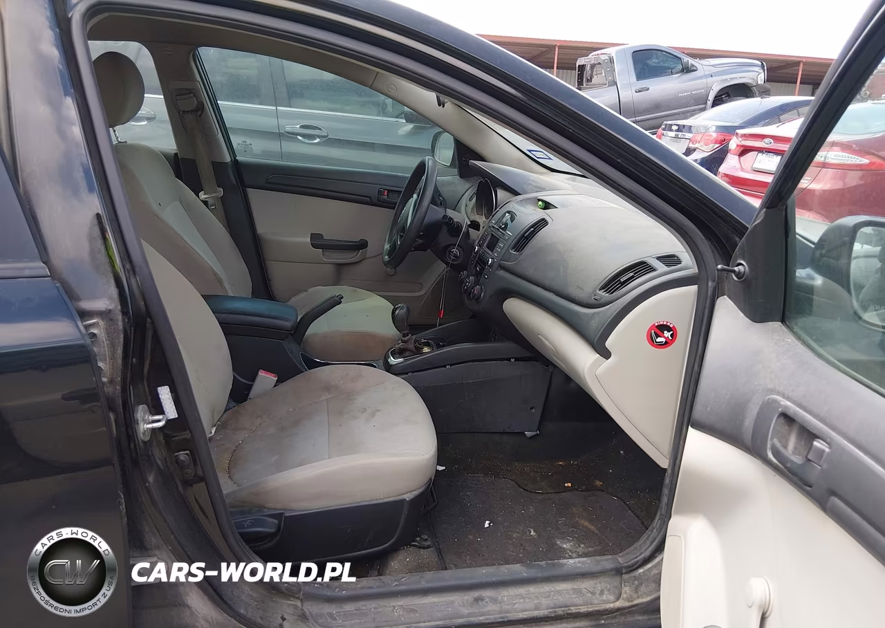 2012 Kia Forte Lx VIN:KNAFT4A28C5599159 - 5
