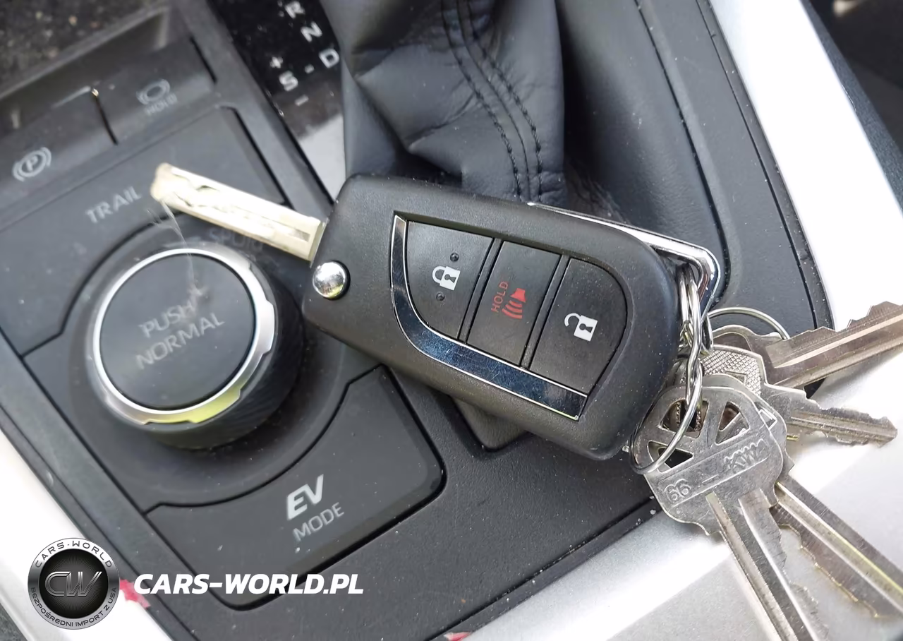 2025 Toyota Rav4 Hybrid Le VIN:JTMMWRFV2SD299266 - 11