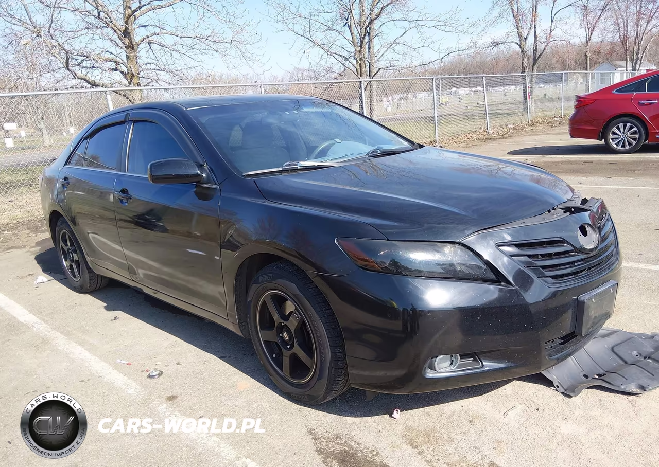 2009 Toyota Camry Le – zdjęcie 1 z 16