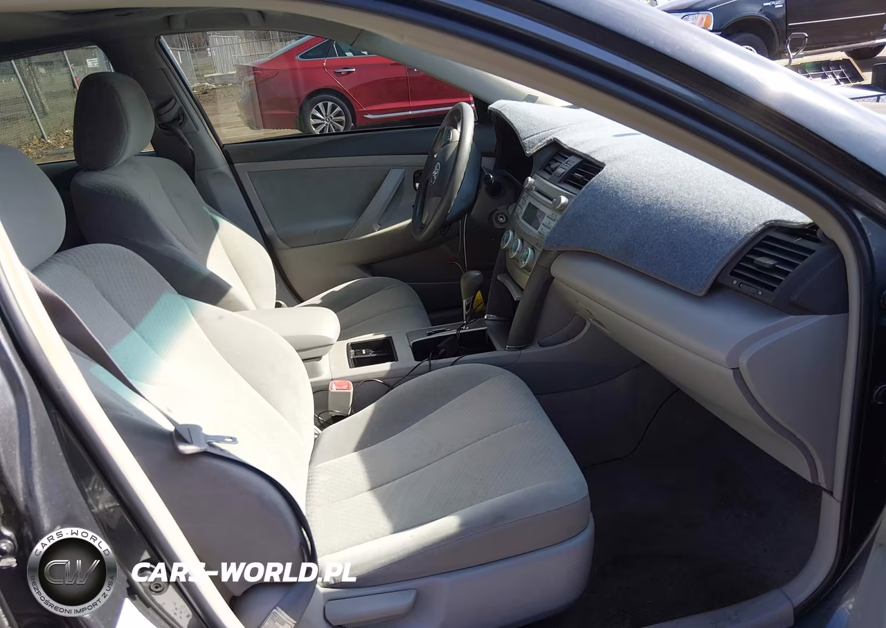 2009 Toyota Camry Le VIN:4T1BE46K59U374535 - 5