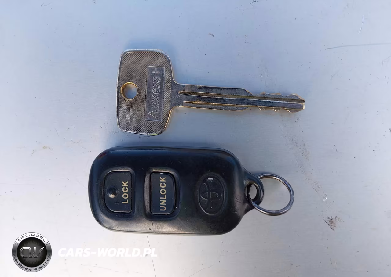 2003 Toyota Corolla Le VIN:1NXBR32E93Z121496 - 11