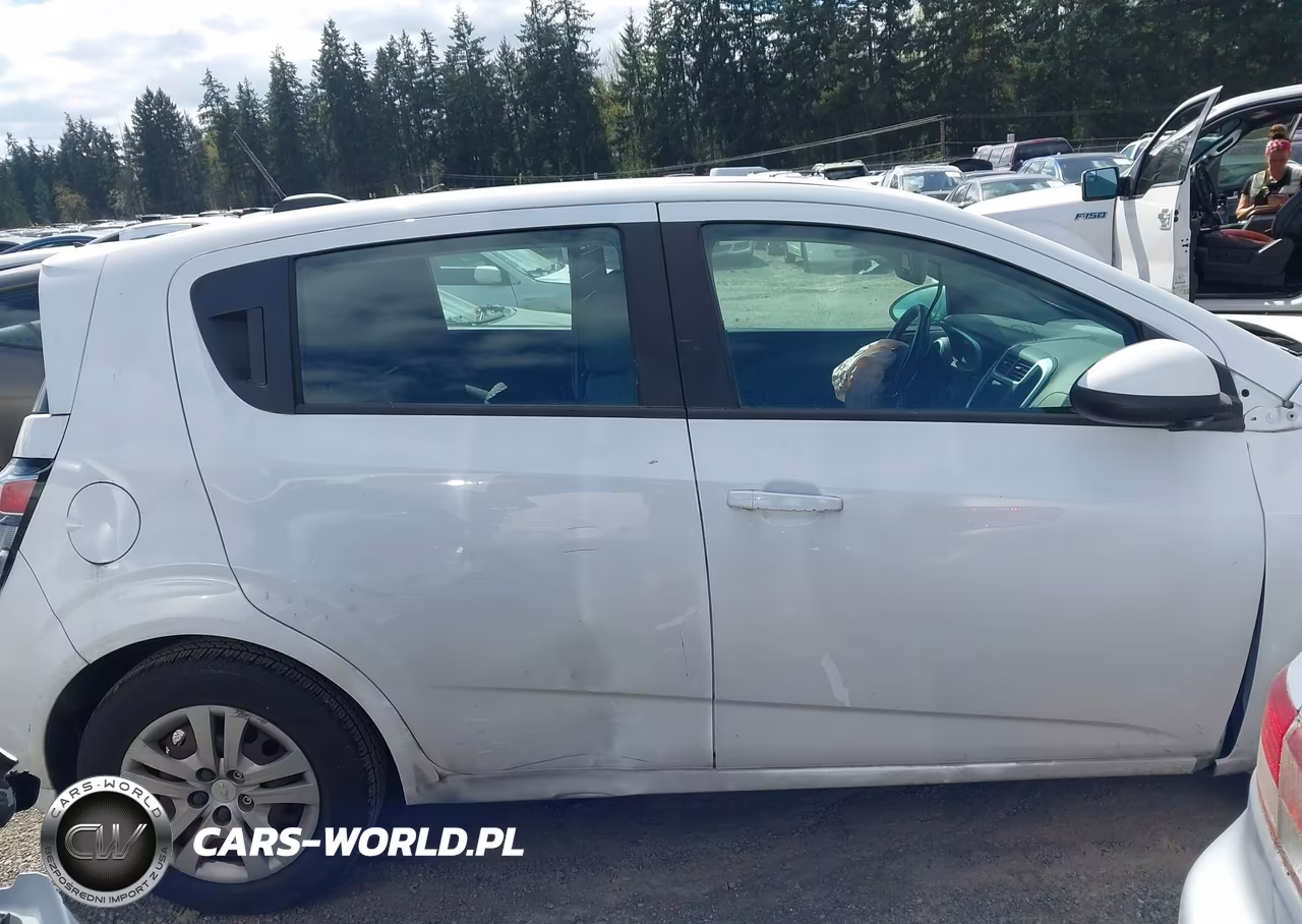 2019 Chevrolet Sonic Lt Auto VIN:1G1JG6SB4K4143166 - 18