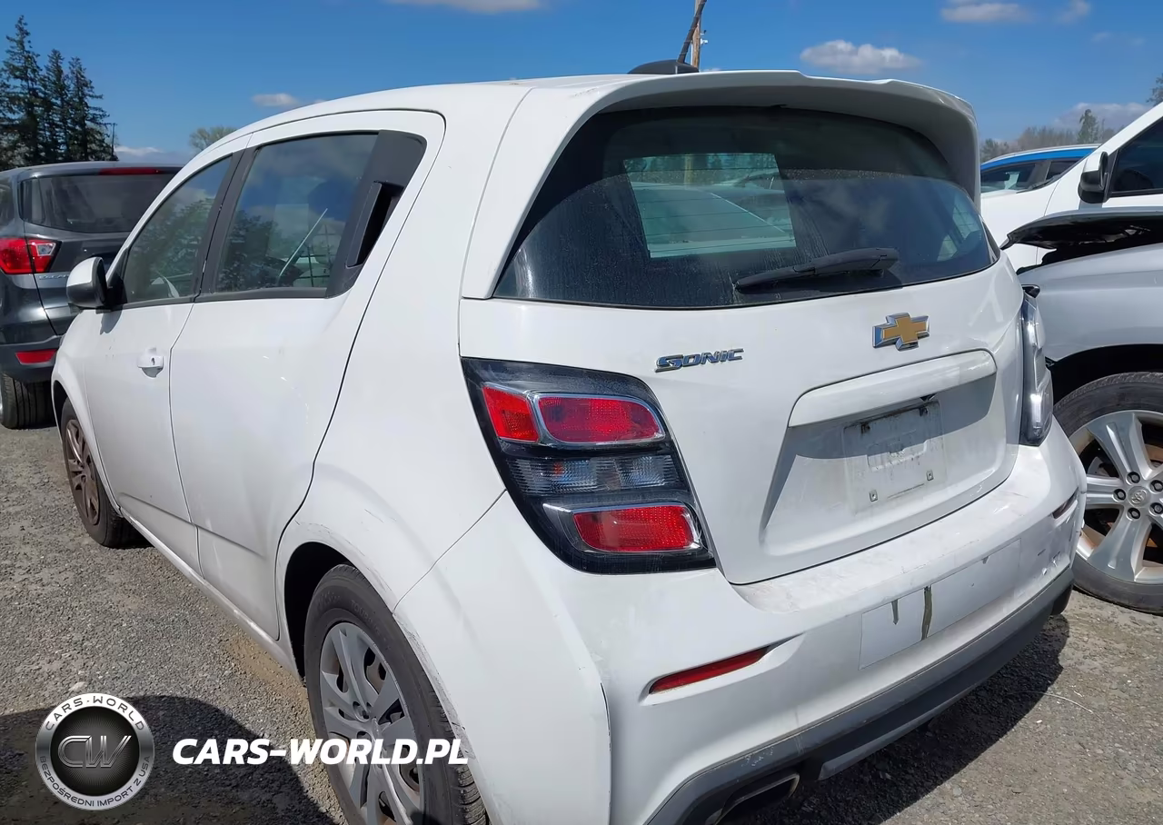 2019 Chevrolet Sonic Lt Auto VIN:1G1JG6SB4K4143166 - 3