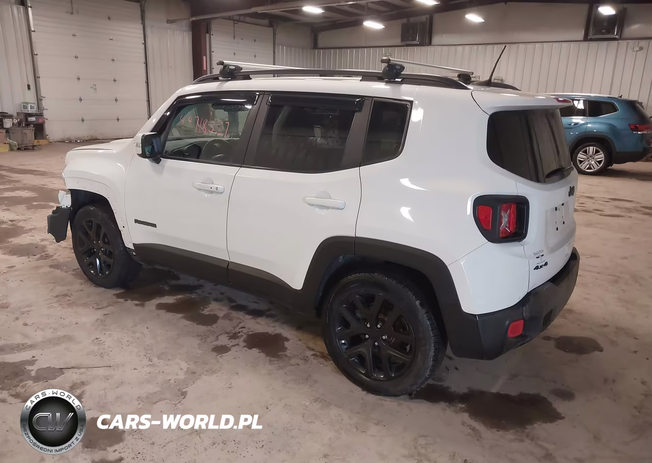 2018 Jeep Renegade Altitude 4X4 VIN:ZACCJBBB9JPJ13412 - 3