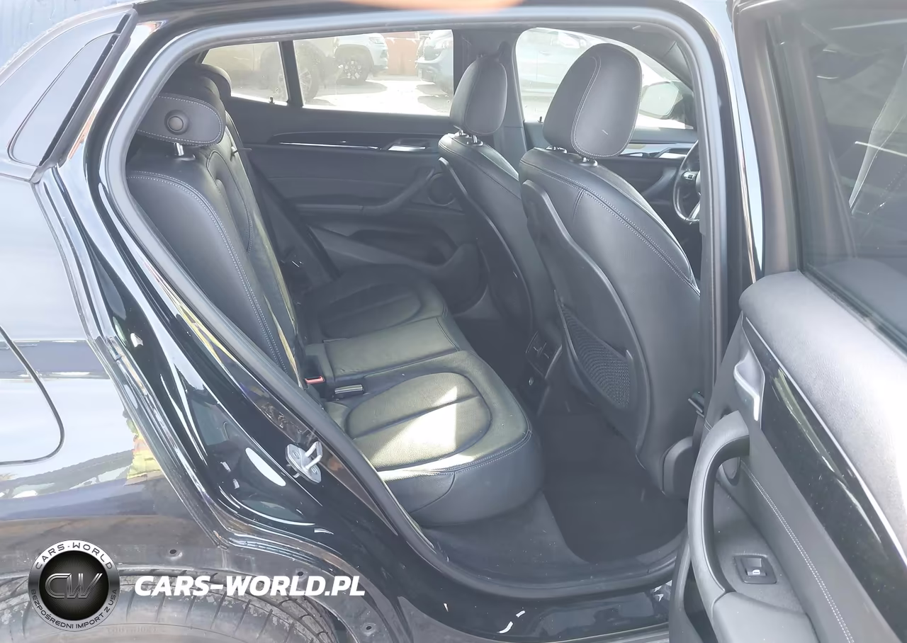 2018 BMW X2 Sdrive28I VIN:WBXYJ3C30JEJ75668 - 8