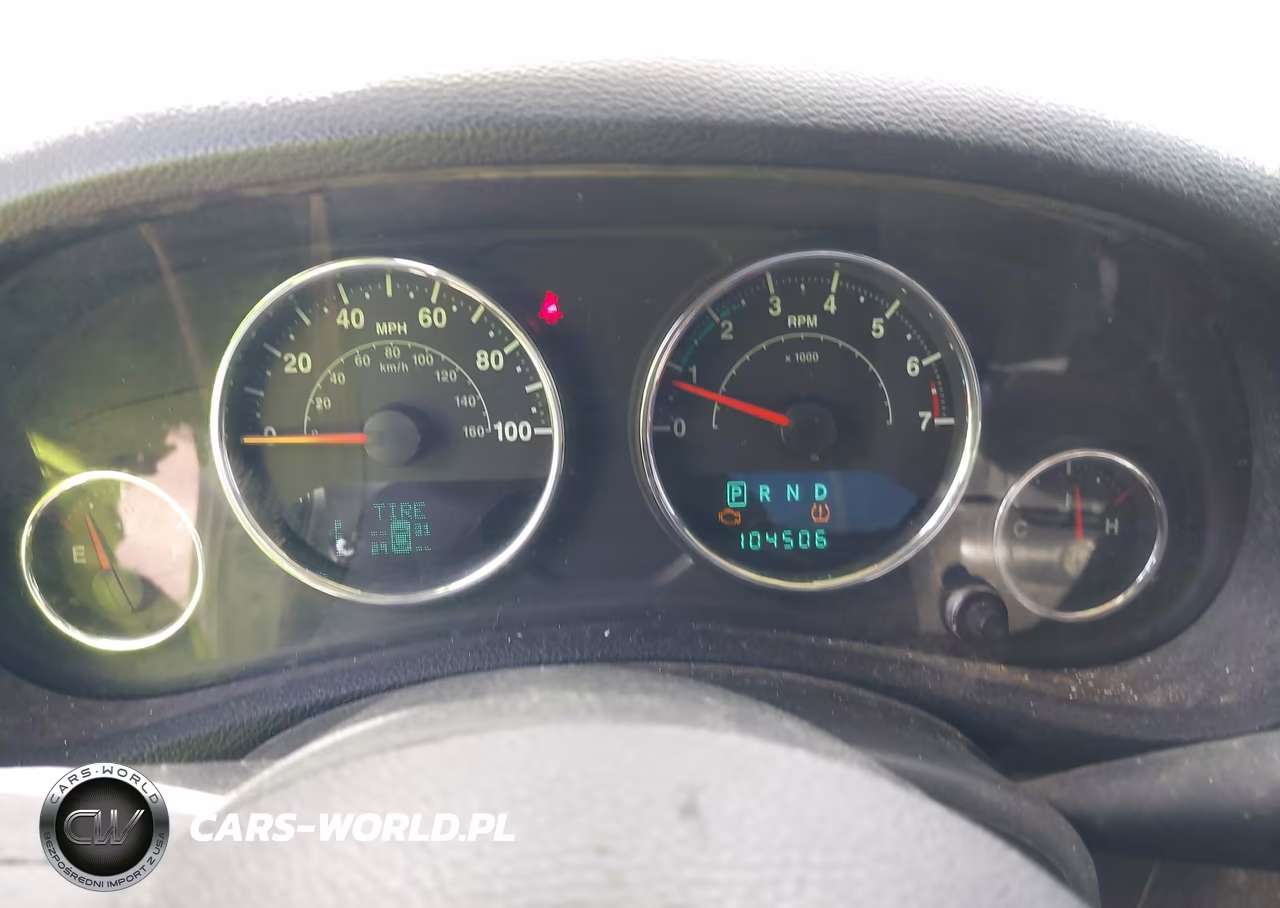 2013 Jeep Wrangler Unlimited Sport VIN:1C4BJWDG1DL550764 - 7