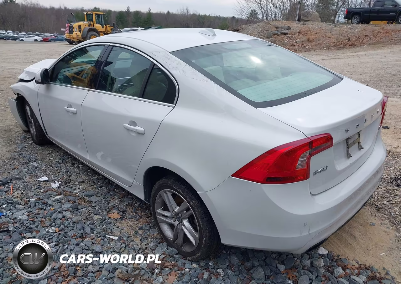 2015 Volvo S60 T5 Premier VIN:YV126MFK6F1361107 - 3