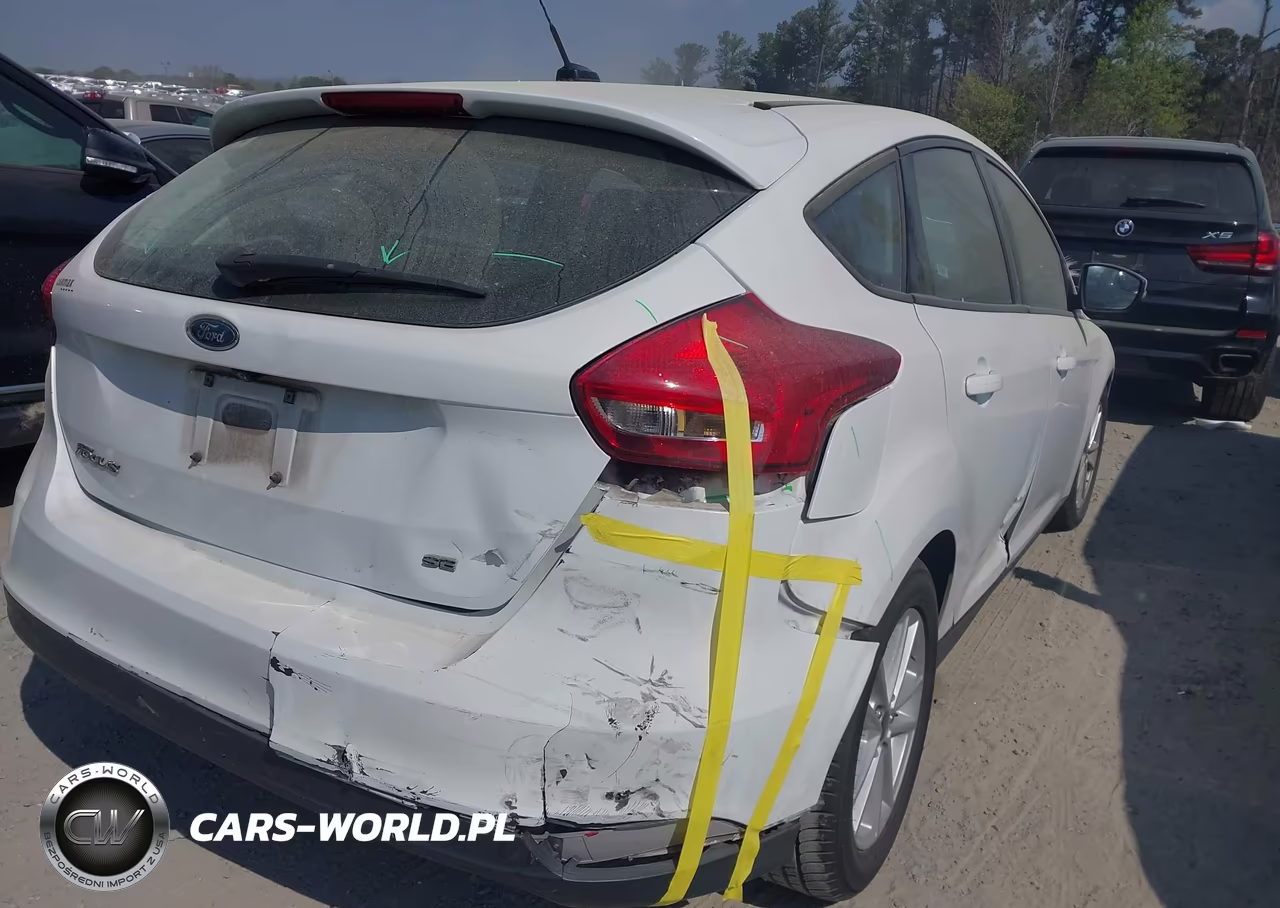 2017 Ford Focus Se VIN:1FADP3K26HL265115 - 6