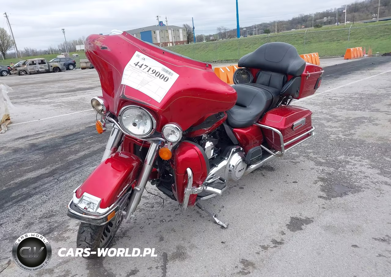 2013 Harley-Davidson Flhtcu Ultra Classic Electra Gld VIN:1HD1FCM10DB695354 - 2